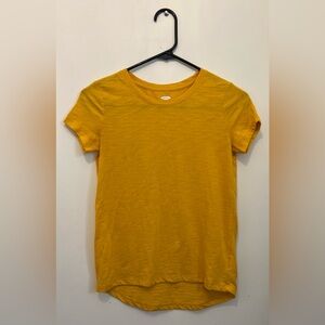 Old Navy t-shirt, yellow/ gold. Size Youth Large (10-12)